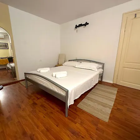 Comfort Within The Palace Centre Apartman *